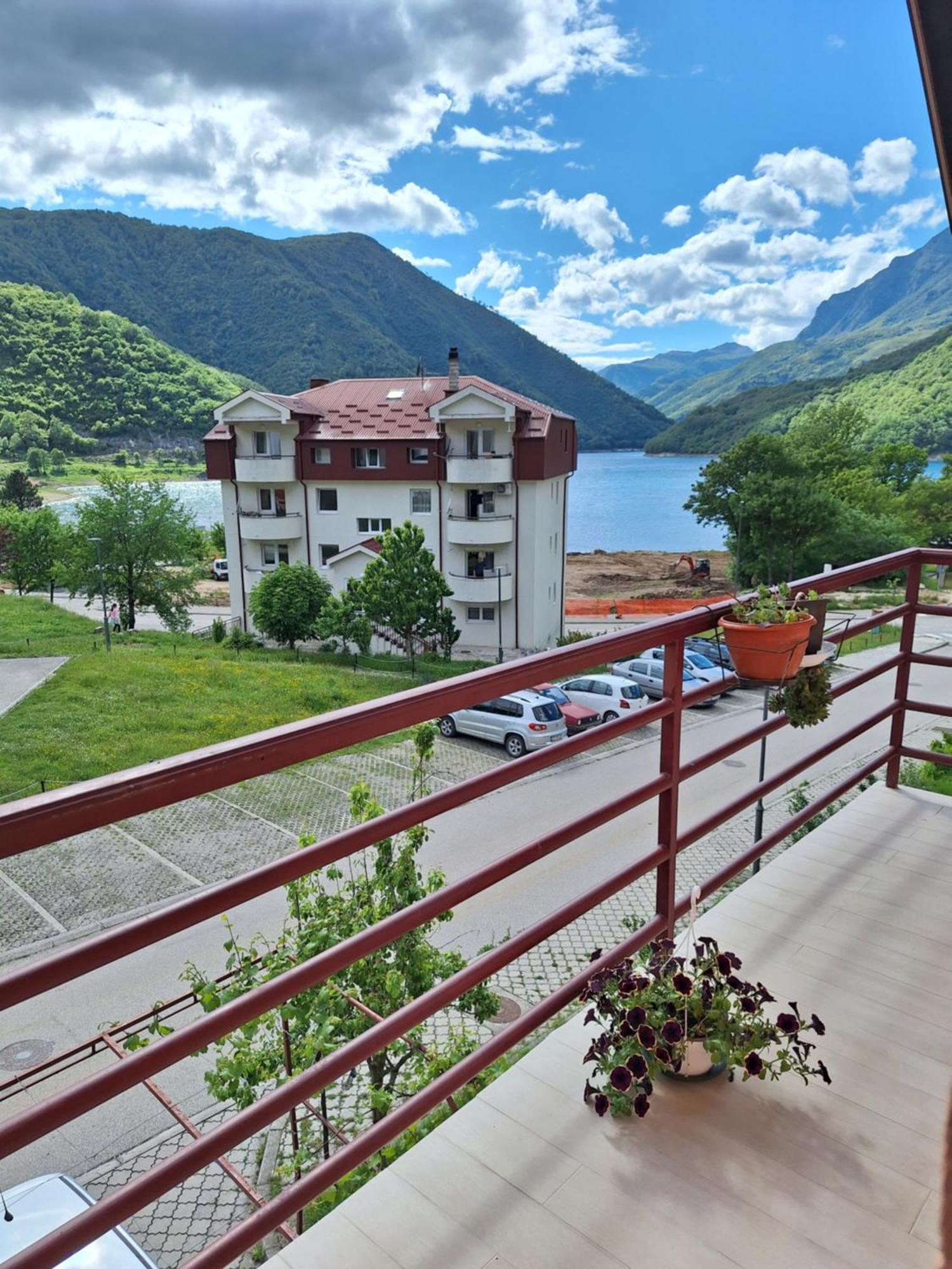 Apartmani Lena Plužine Exteriér fotografie